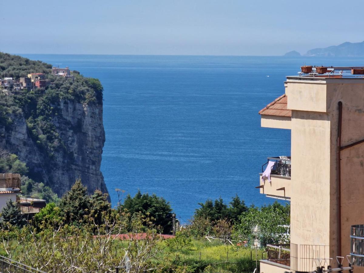 Savarese Luxury Palace Apartment Vico Equense Exterior photo
