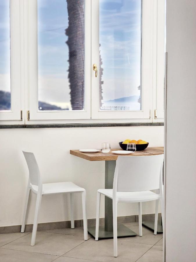 Savarese Luxury Palace Apartment Vico Equense Exterior photo