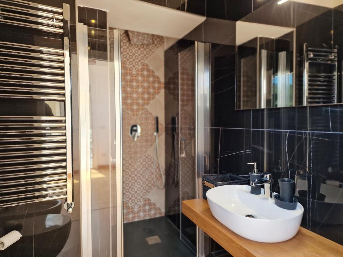 Savarese Luxury Palace Apartment Vico Equense Exterior photo